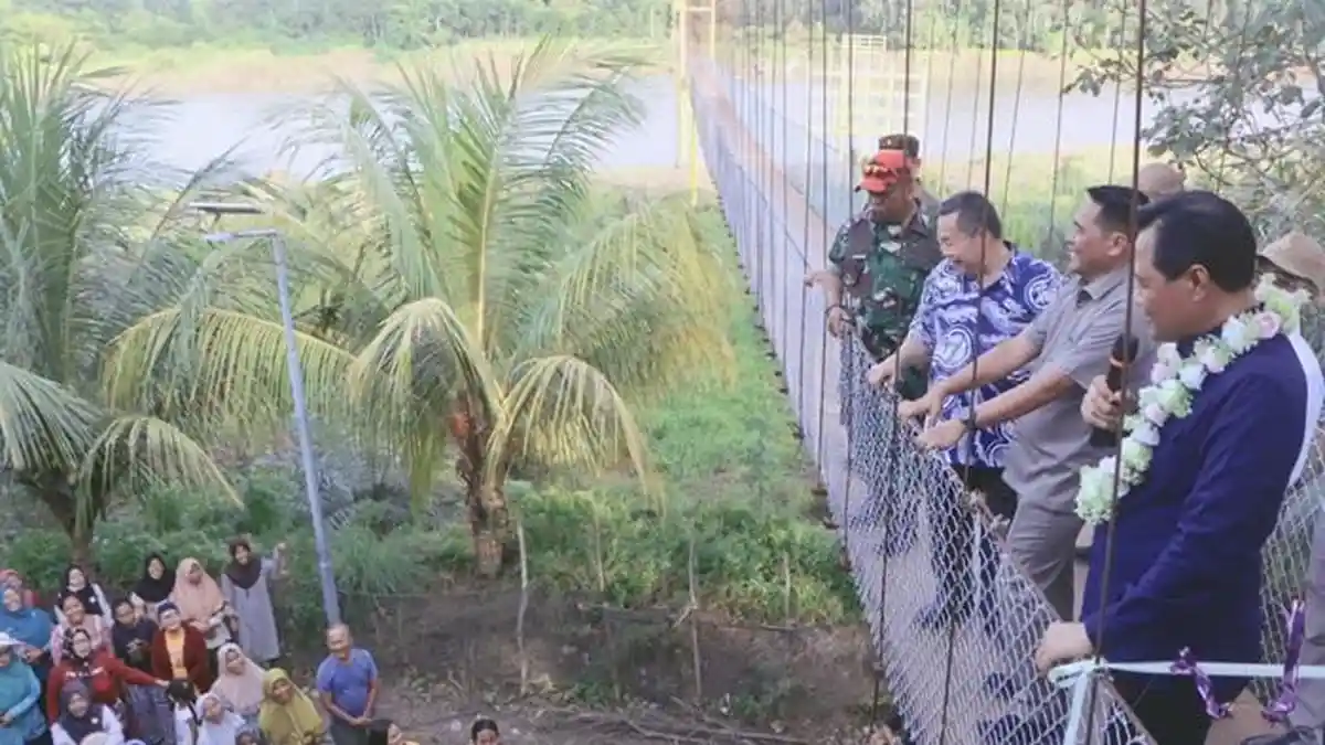 Kuripan Village Head's Office: The Bridge of Services for Cilacap Community